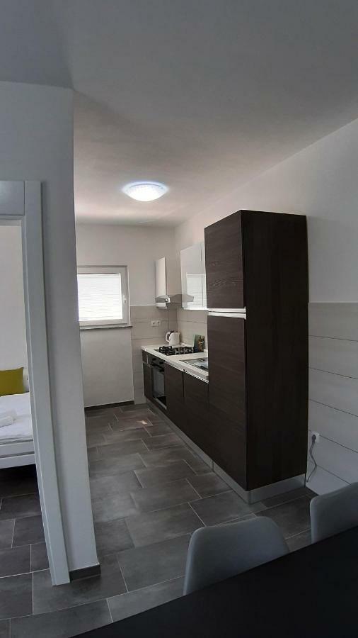 Relax Apartment Starigrad Paklenica Exterior photo